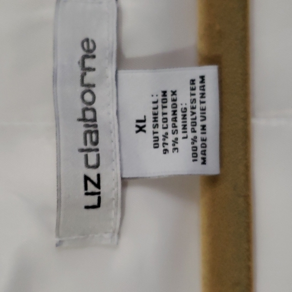 Liz Claiborne La Vie En Rose  Blazer. - Picture 4 of 8